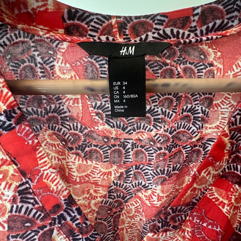 H&M Flowy Patterned Maxi Dress - Picture 4 of 4